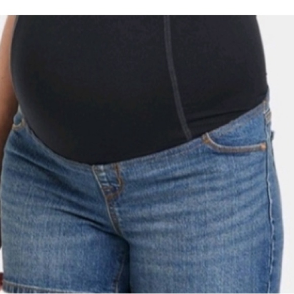ISABEL MATERNITY 4” JEAN SHORTS with Crossover Panel Target Shorts - Picture 8 of 8